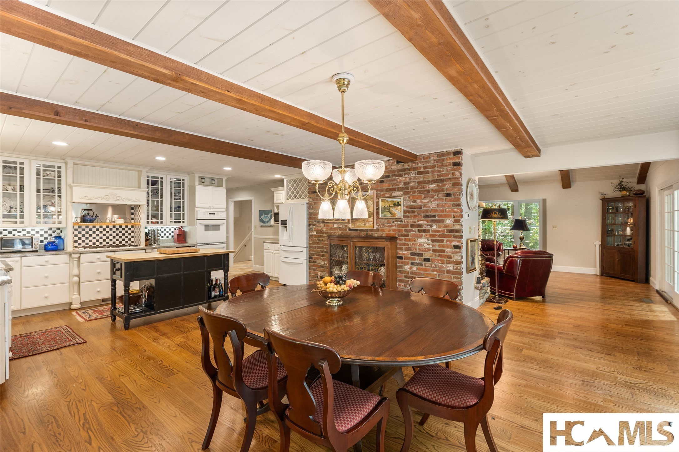 221 Hideaway Trail