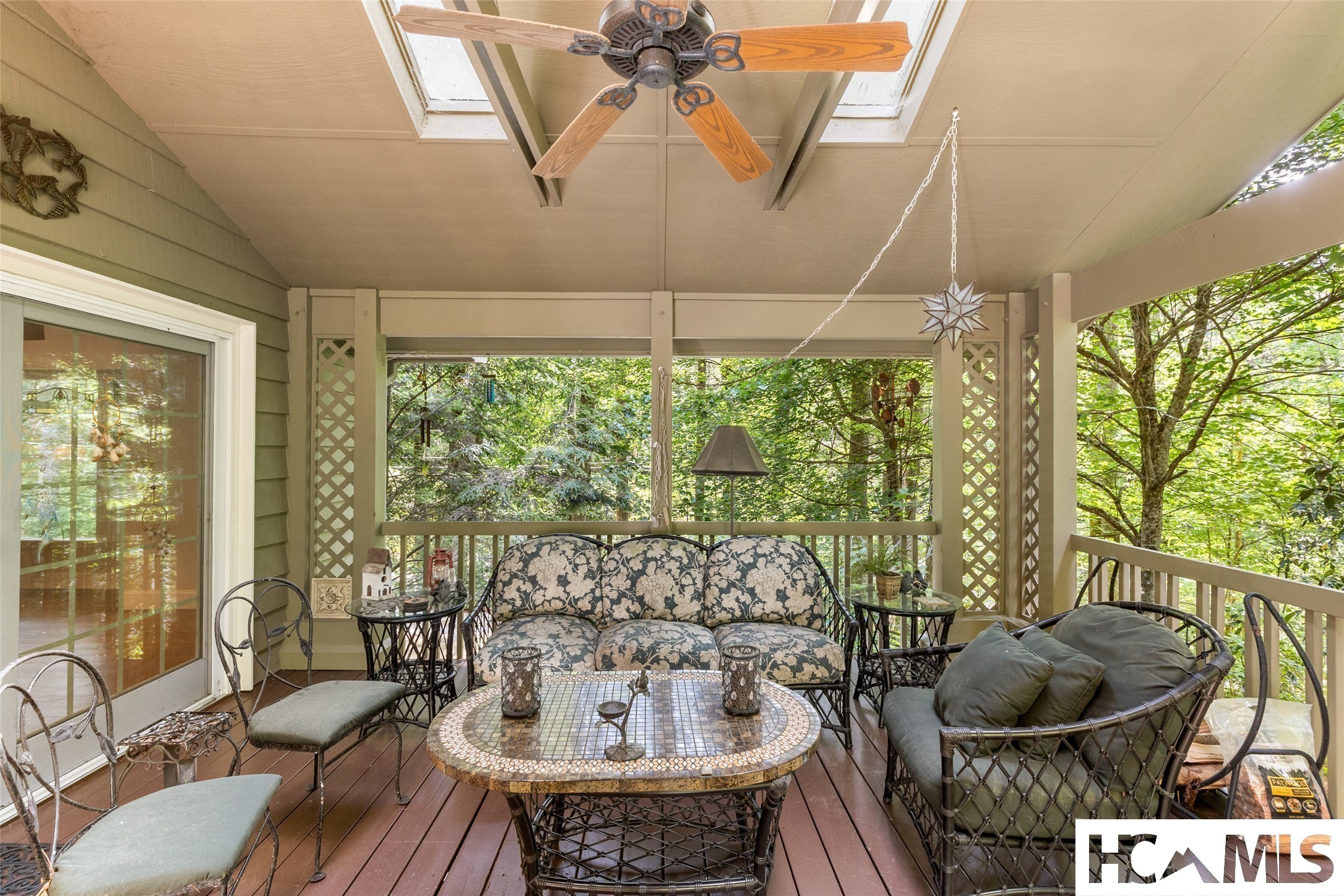 221 Hideaway Trail
