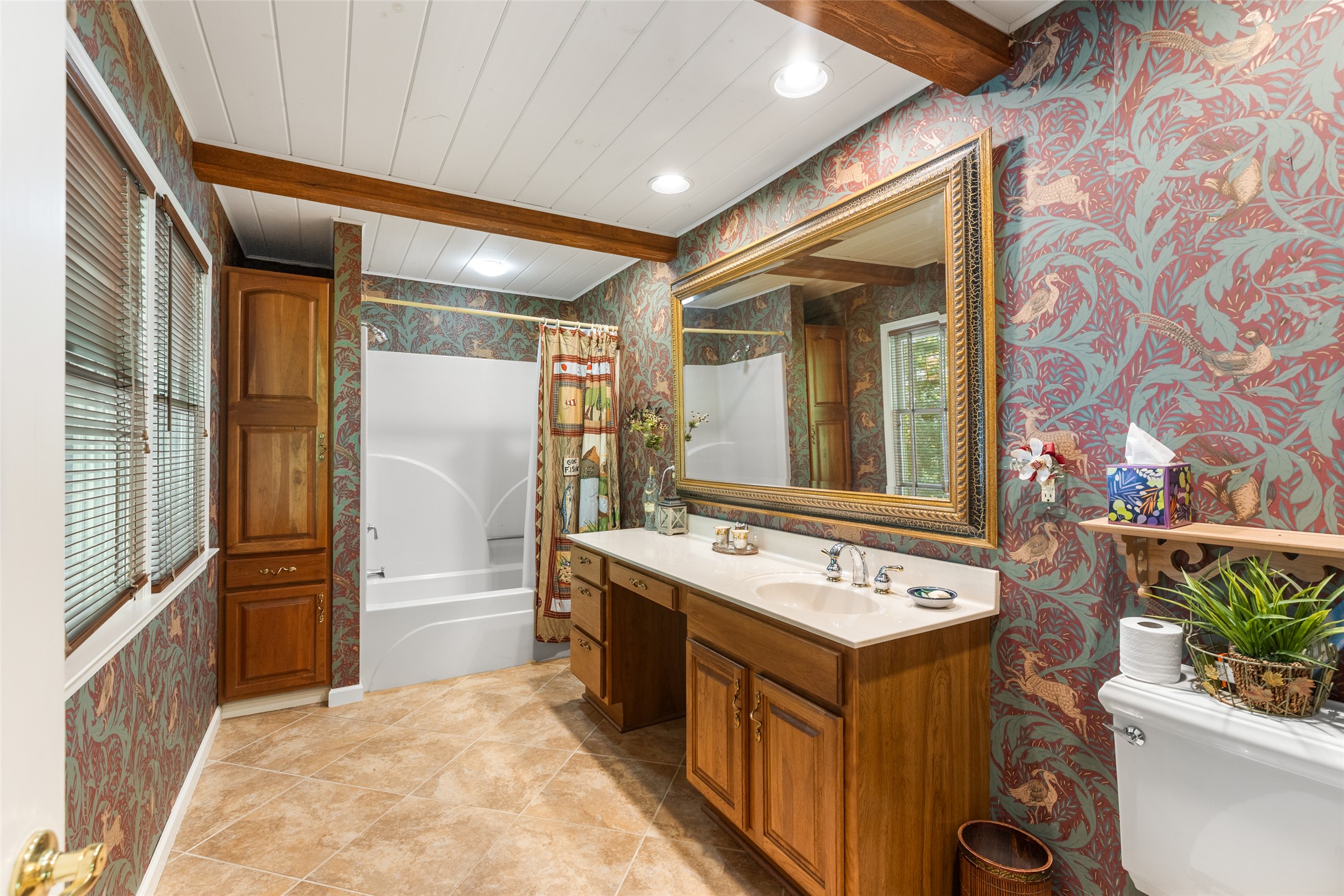 221 Hideaway Trail