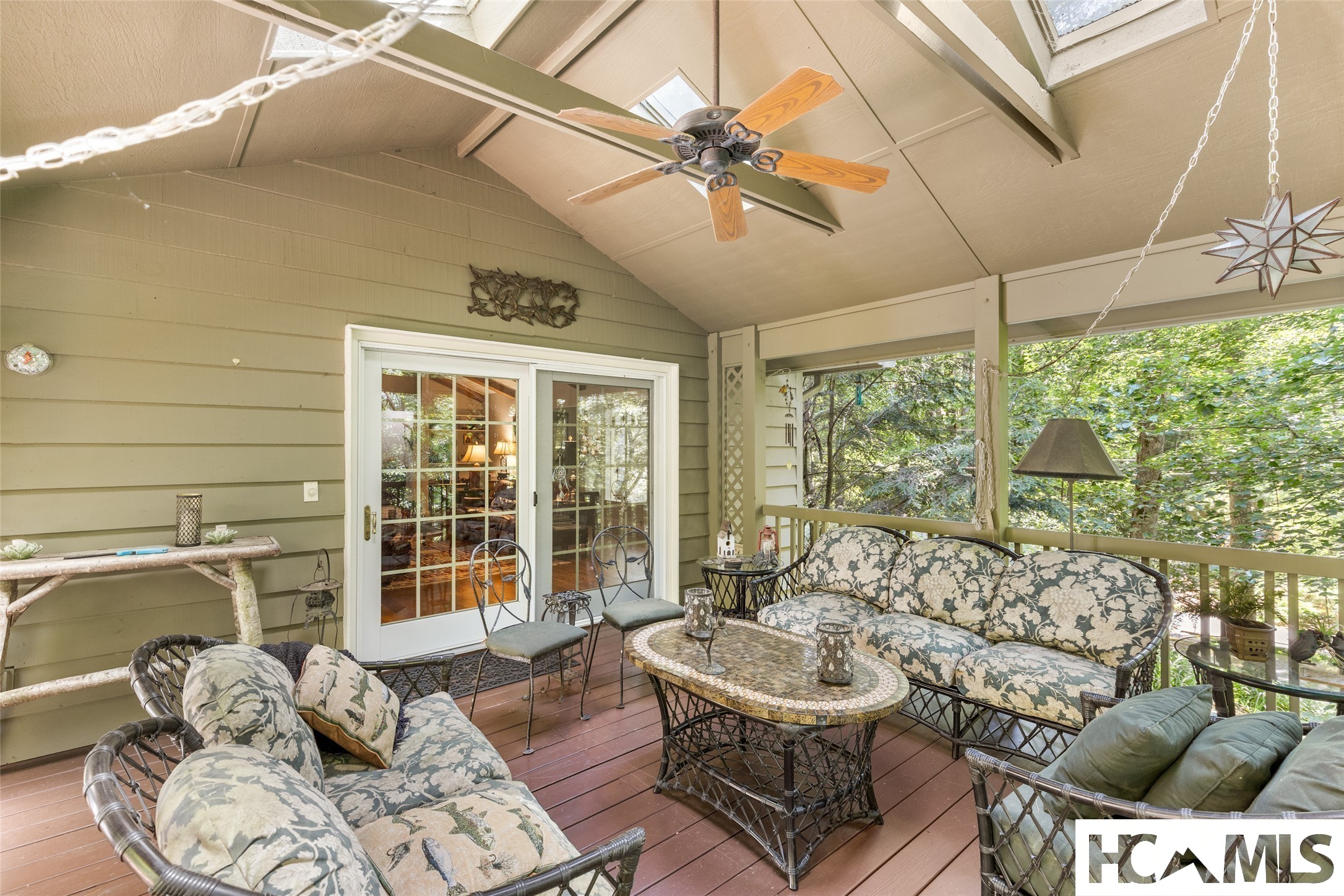 221 Hideaway Trail
