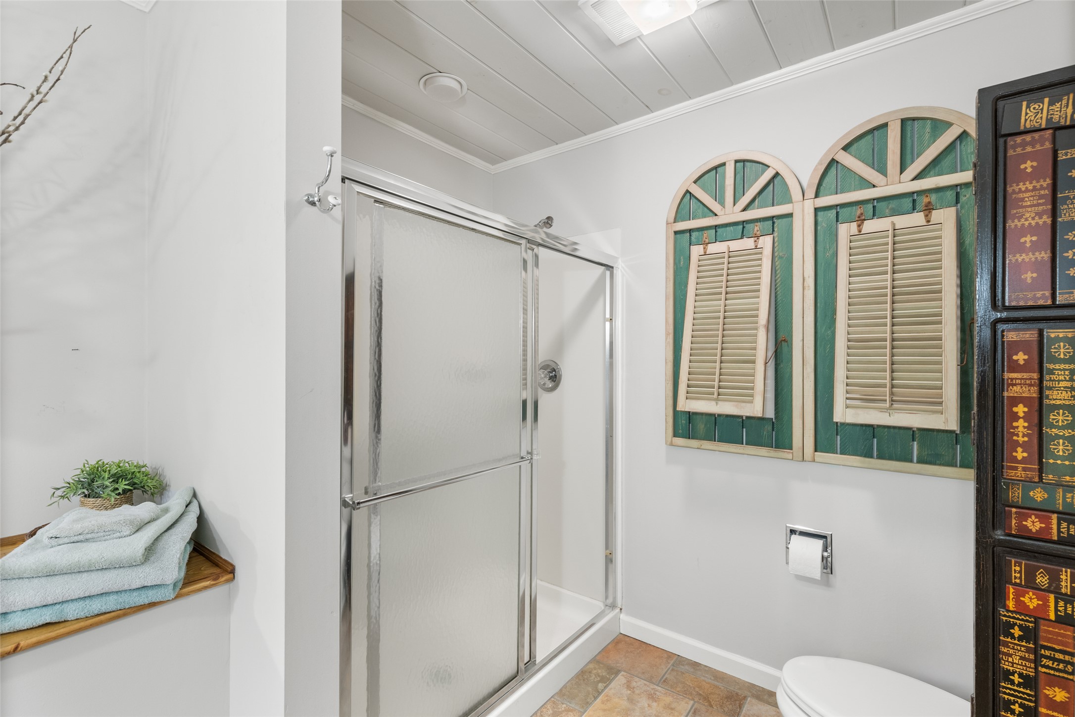 221 Hideaway Trail