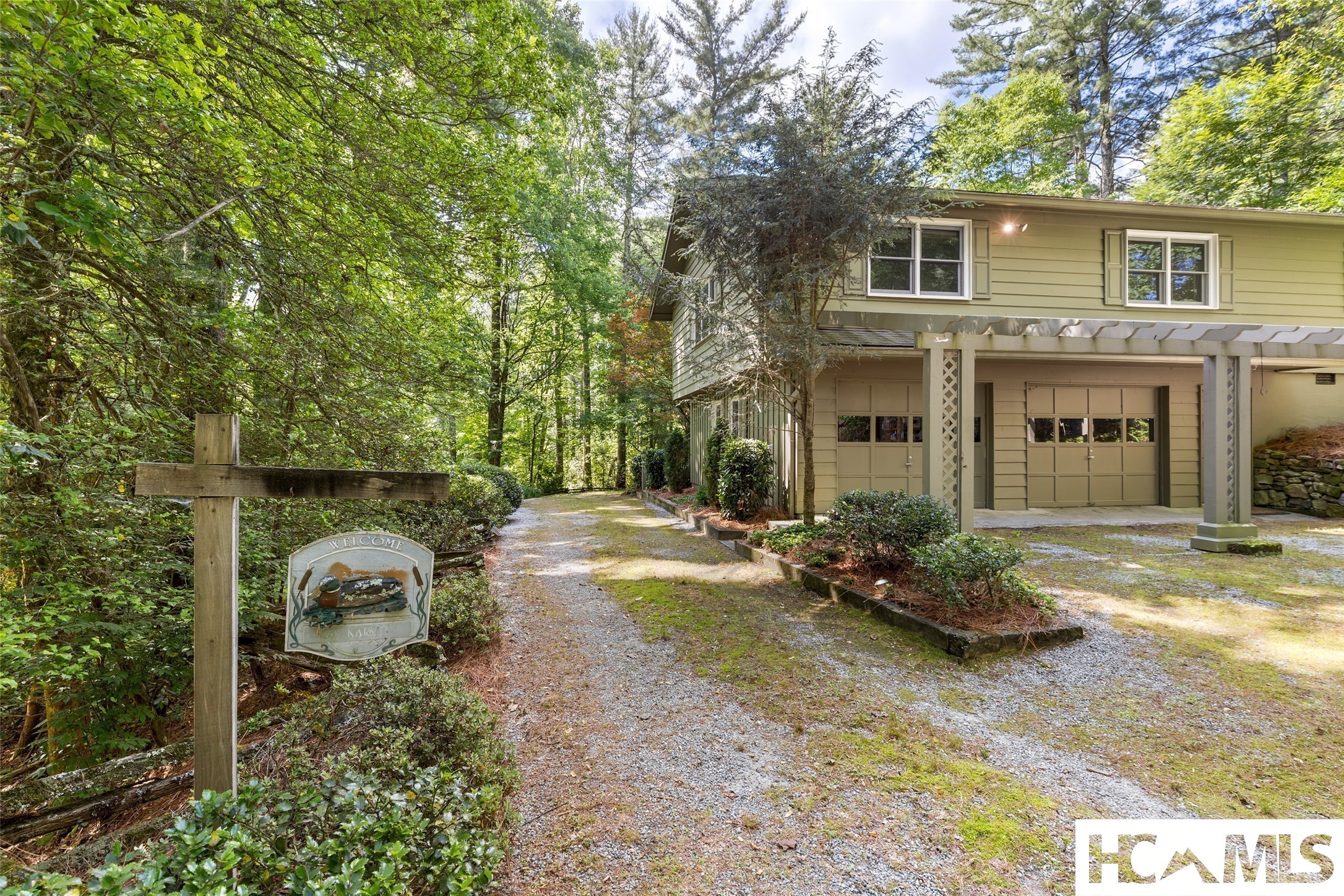 221 Hideaway Trail