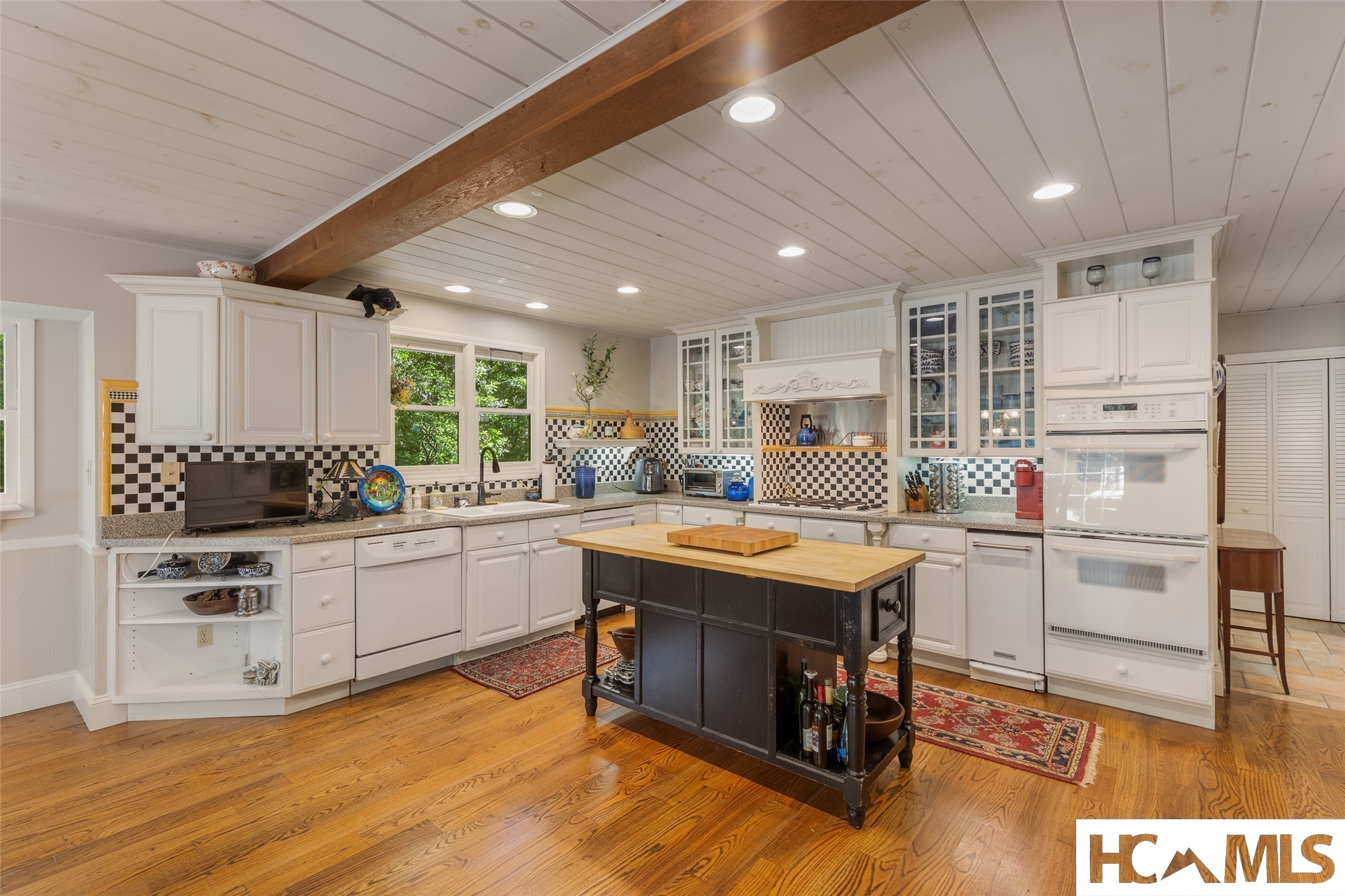 221 Hideaway Trail