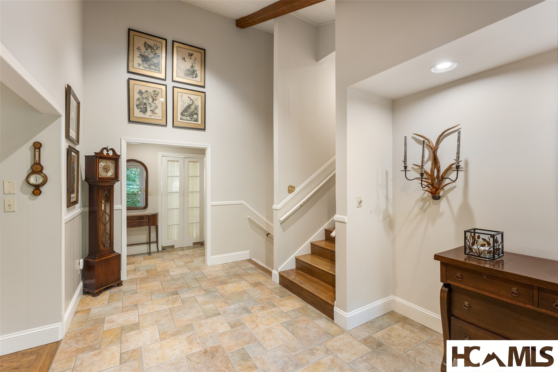 221 Hideaway Trail
