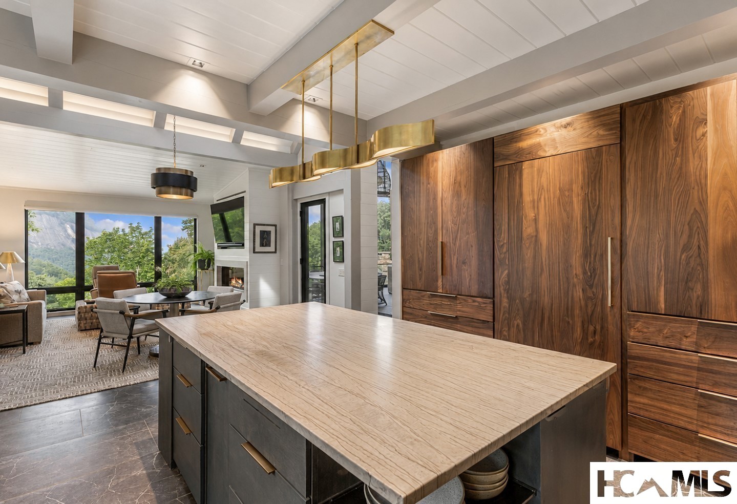 2224 Upper Divide Road