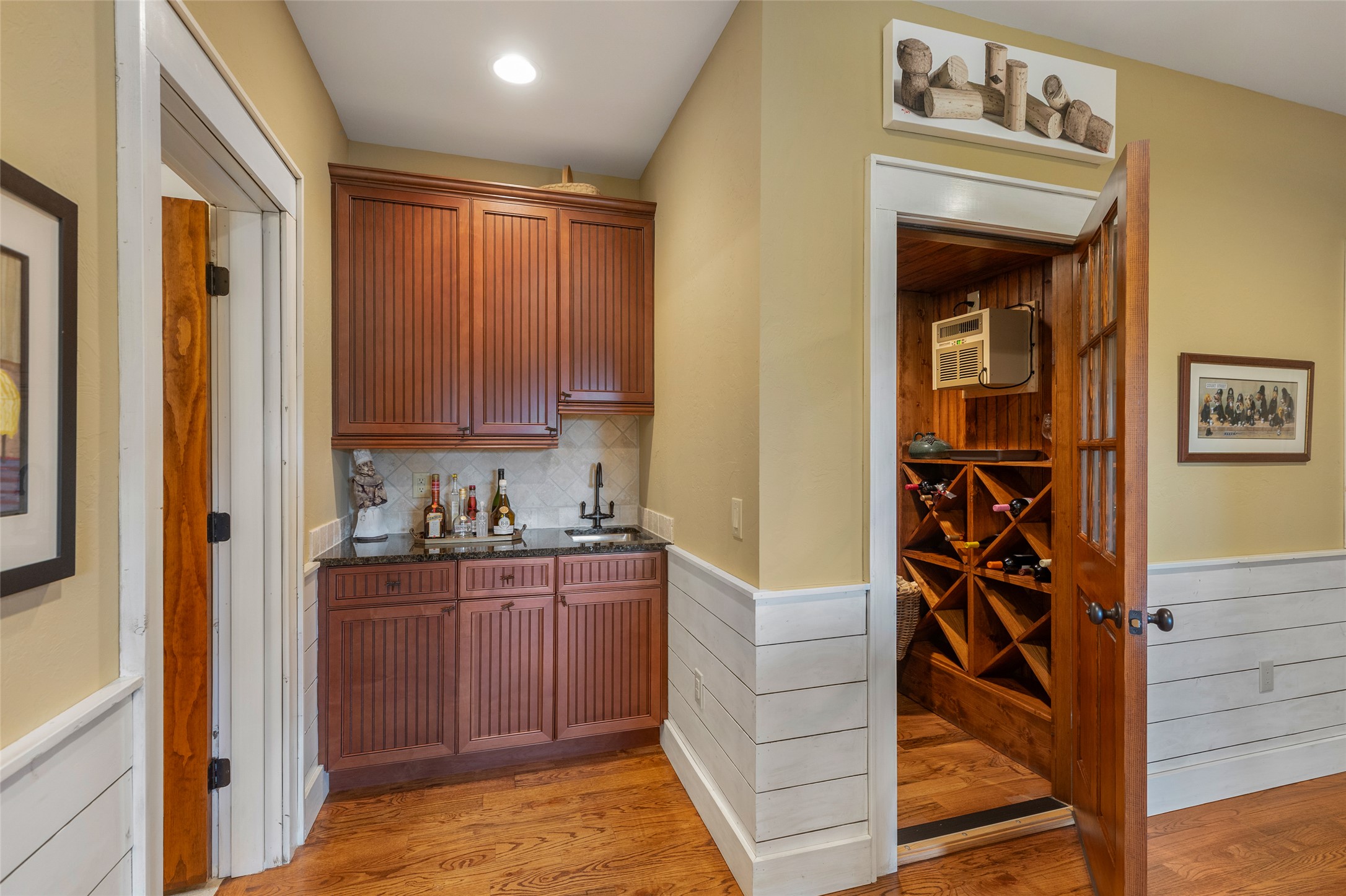 245 Woodland Ridge Drive