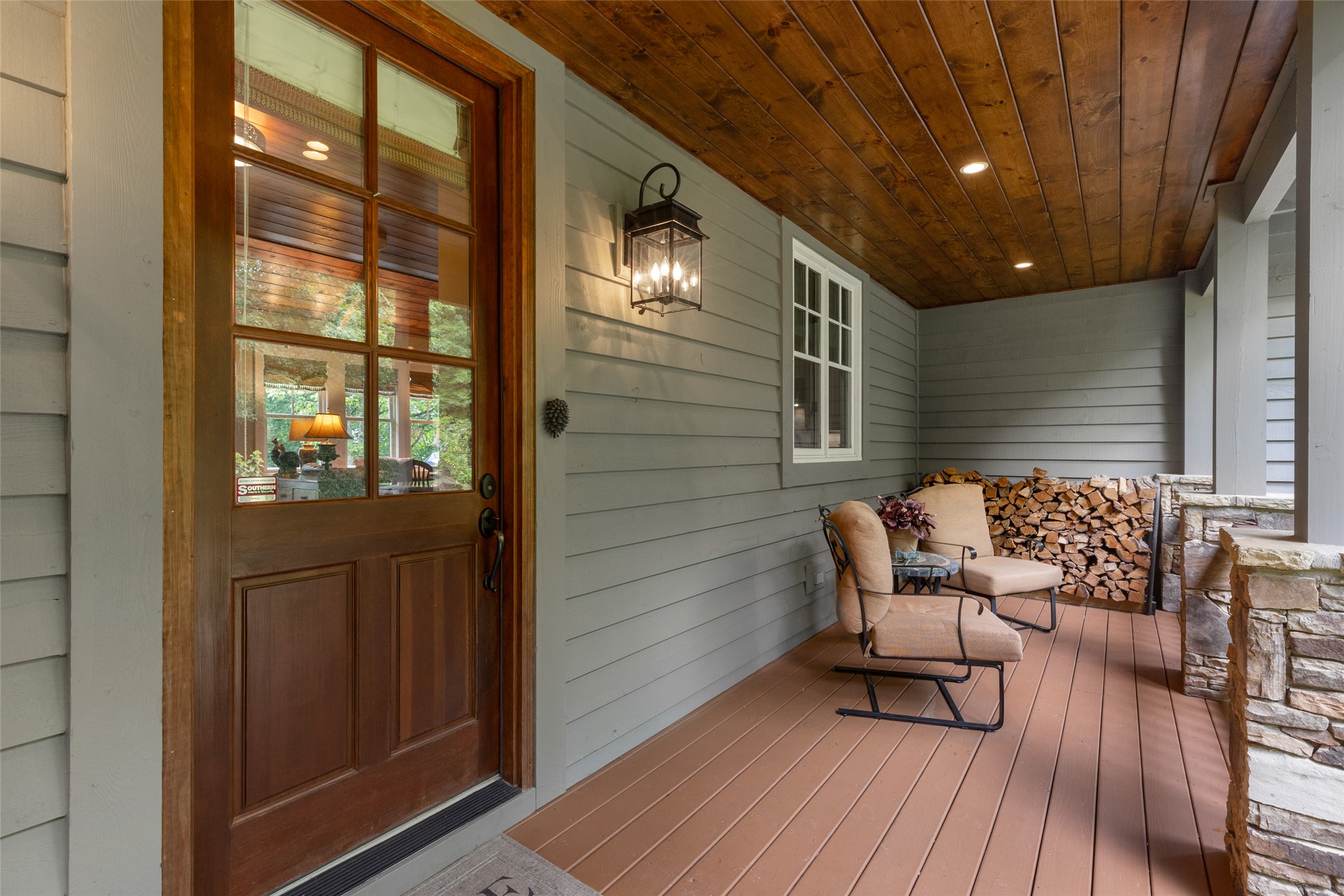245 Woodland Ridge Drive