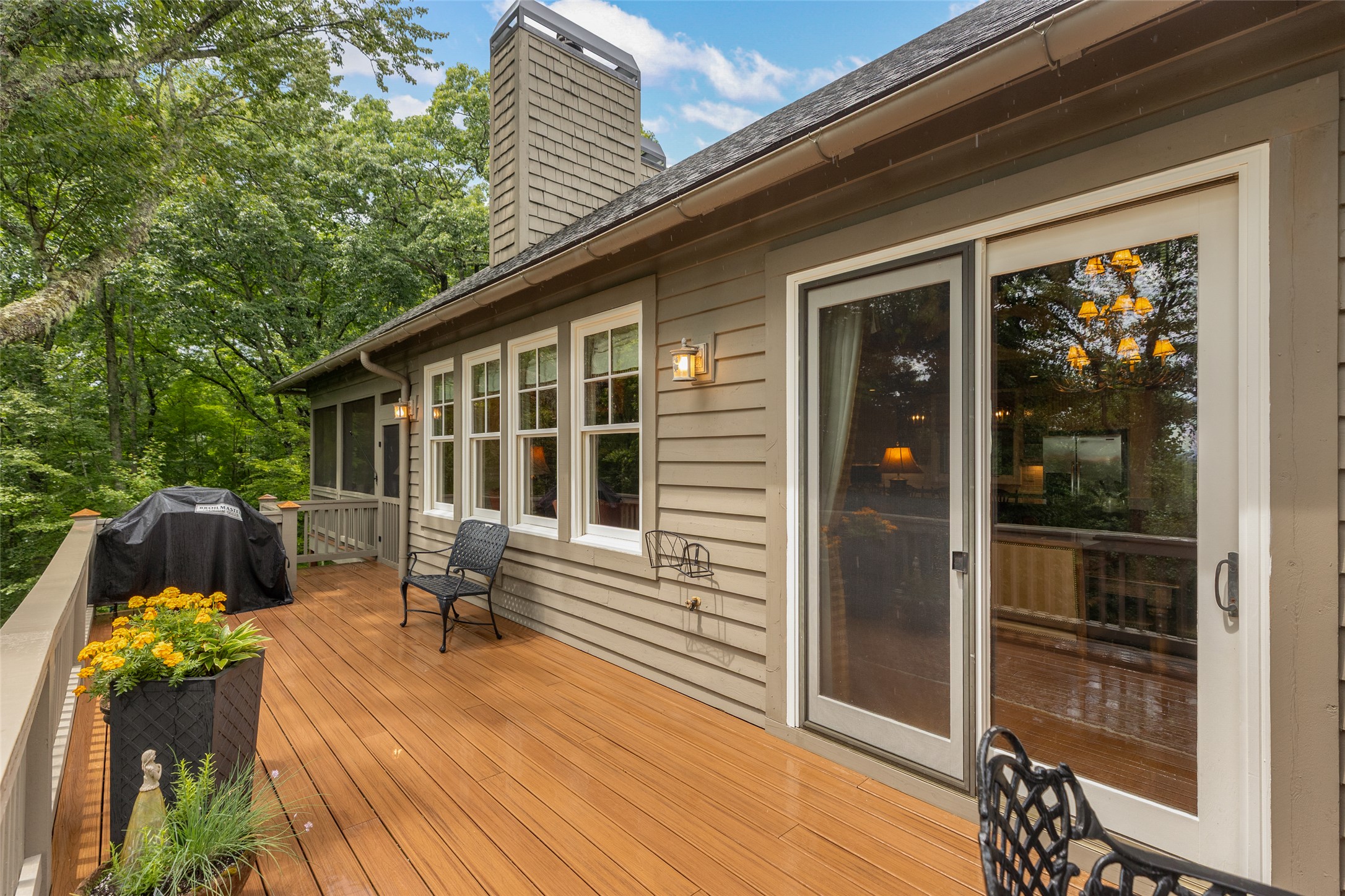 245 Woodland Ridge Drive