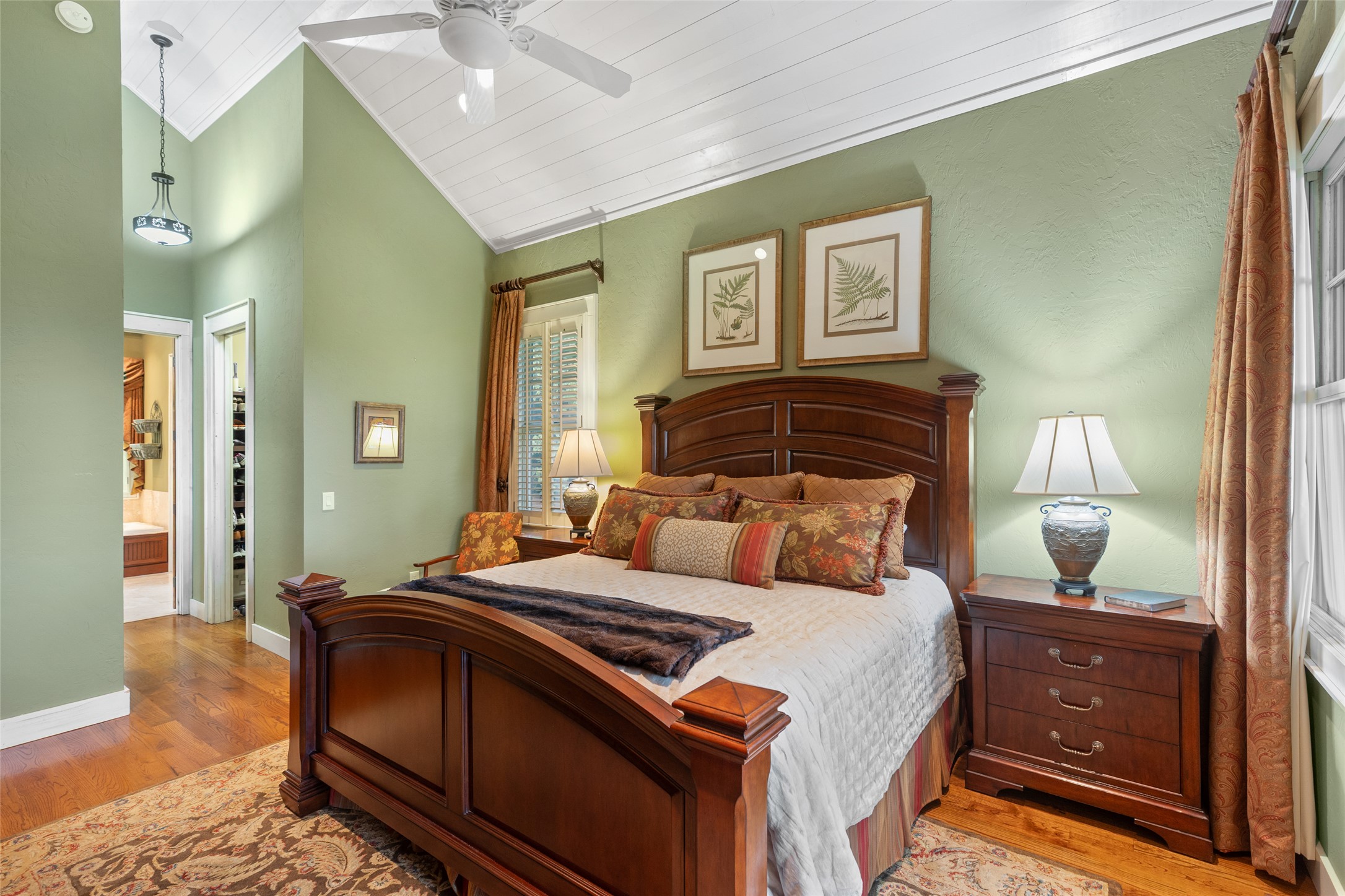 245 Woodland Ridge Drive
