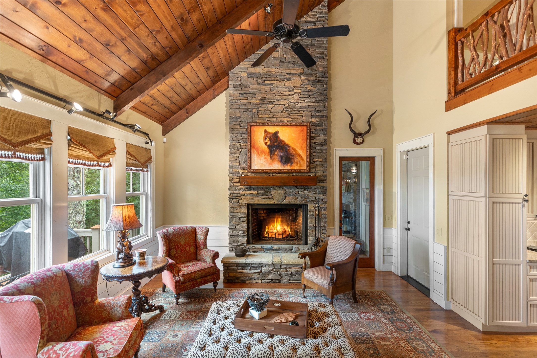 245 Woodland Ridge Drive
