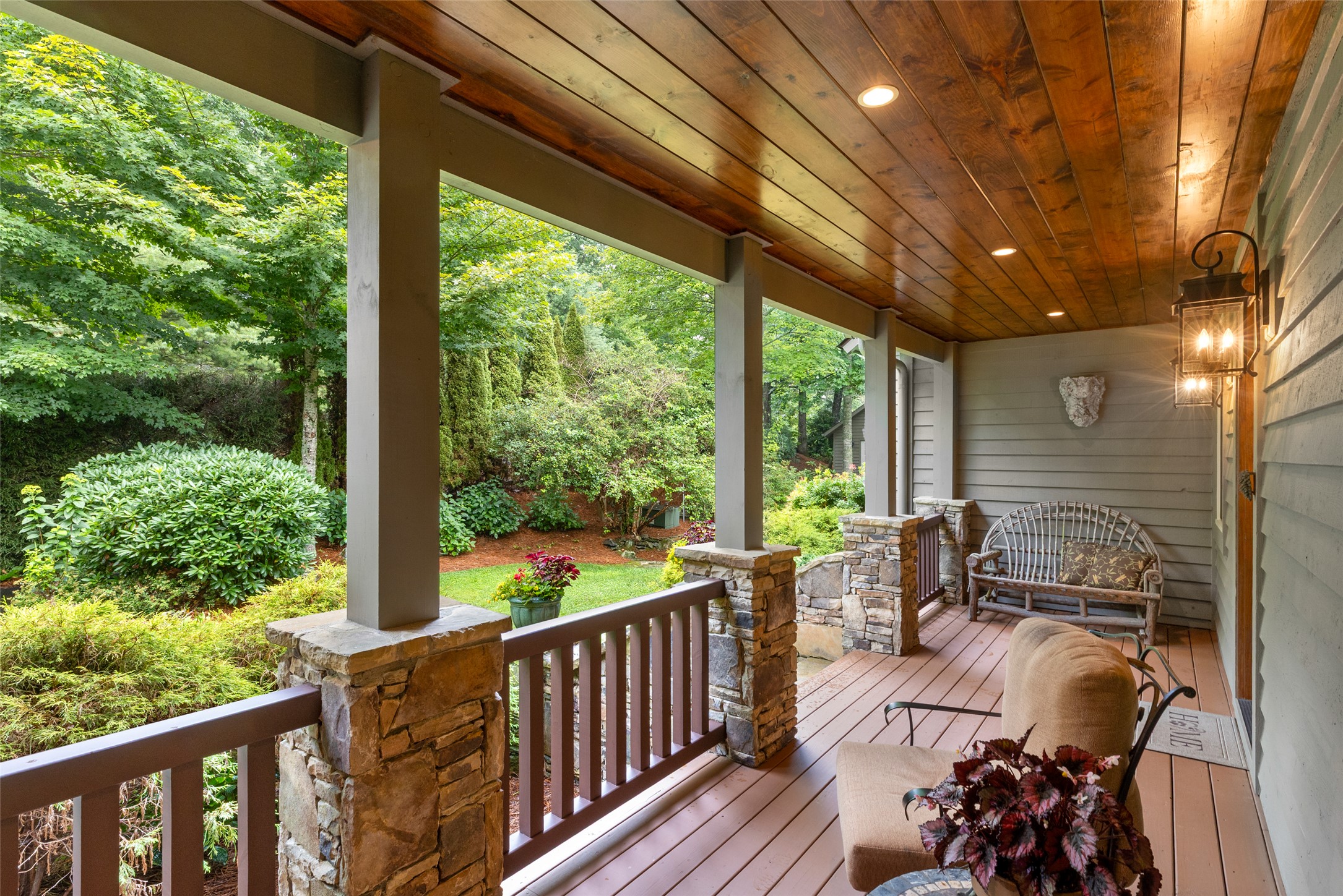 245 Woodland Ridge Drive