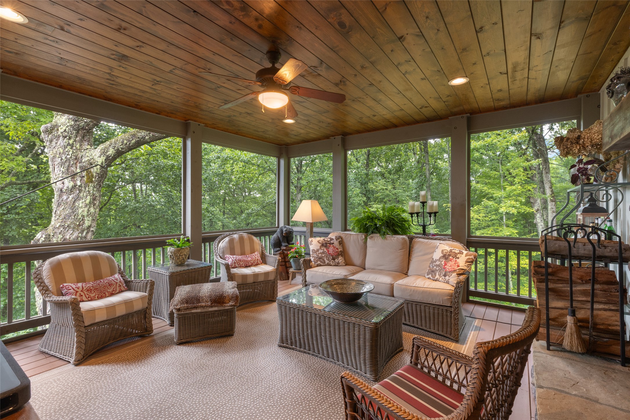 245 Woodland Ridge Drive