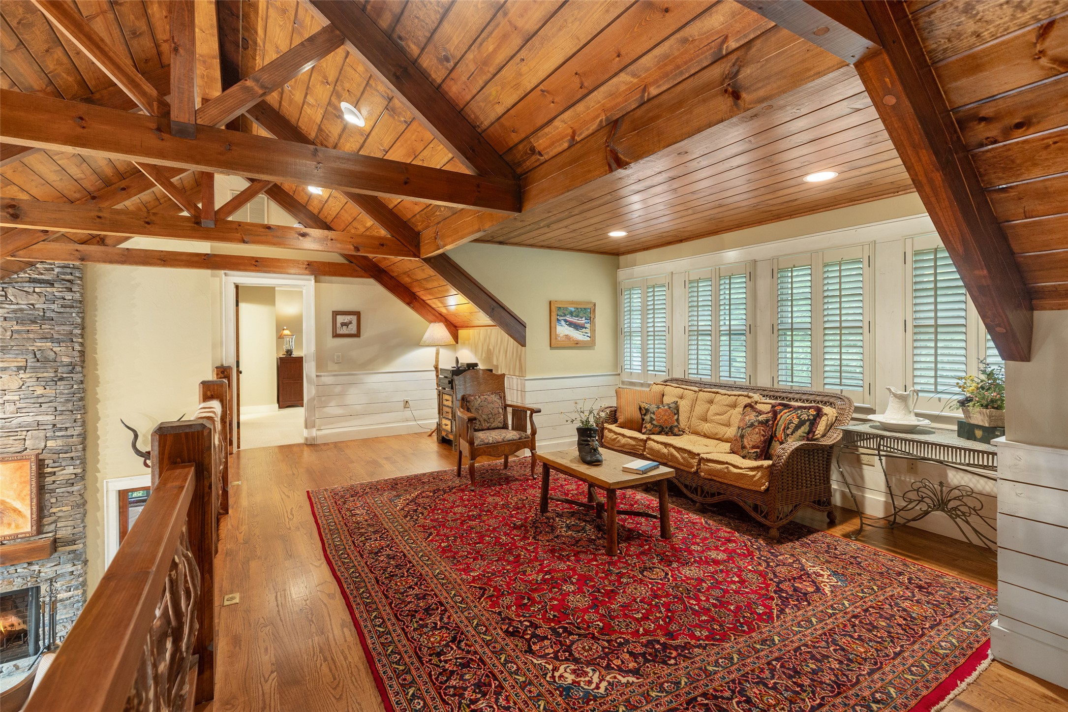 245 Woodland Ridge Drive