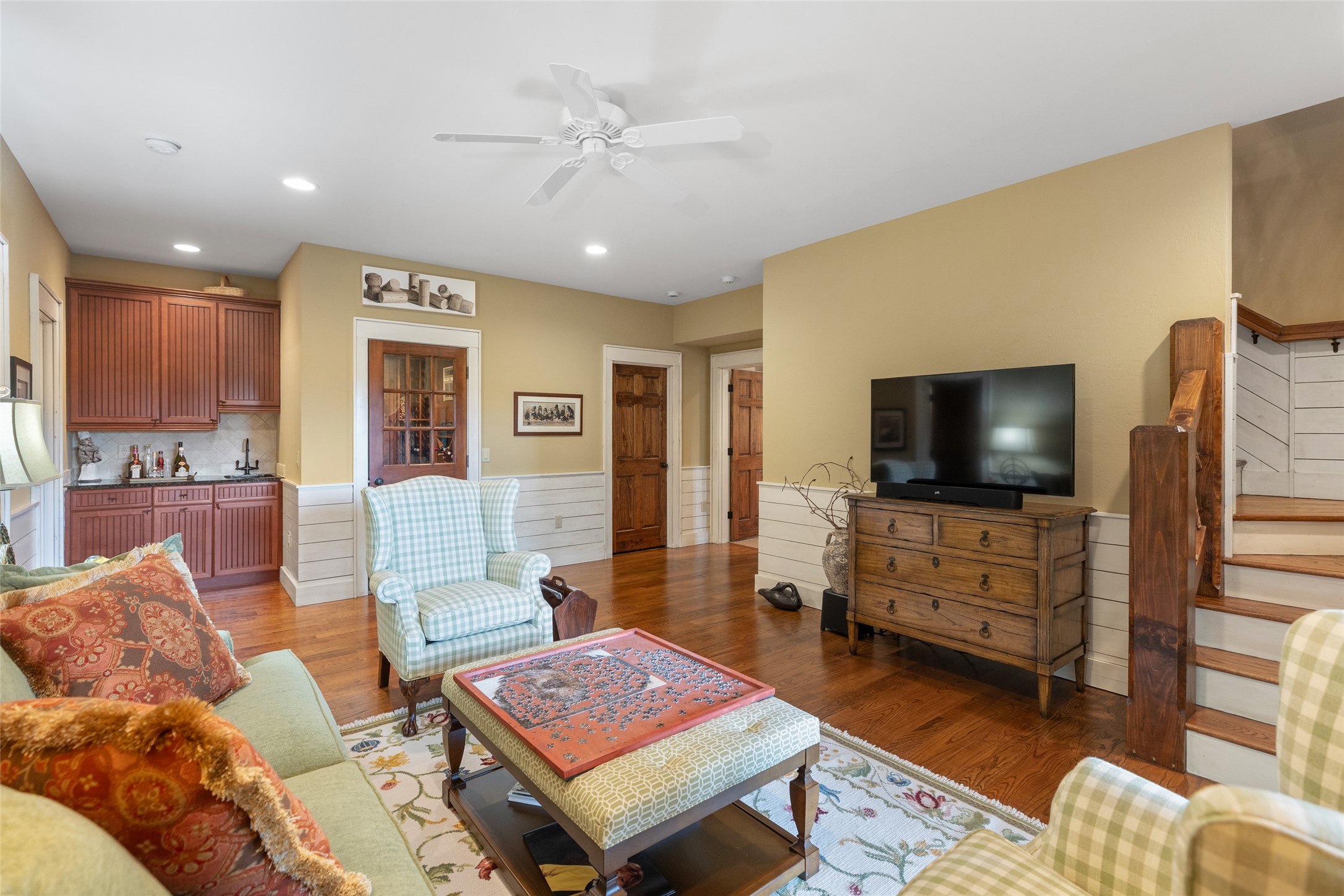 245 Woodland Ridge Drive