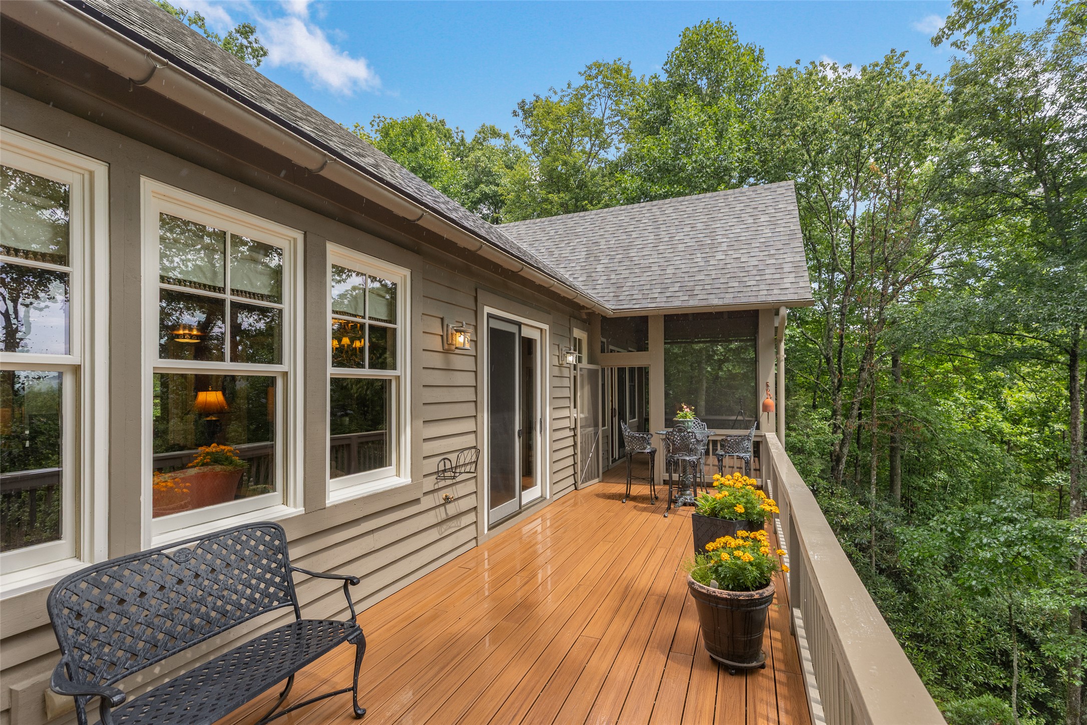 245 Woodland Ridge Drive