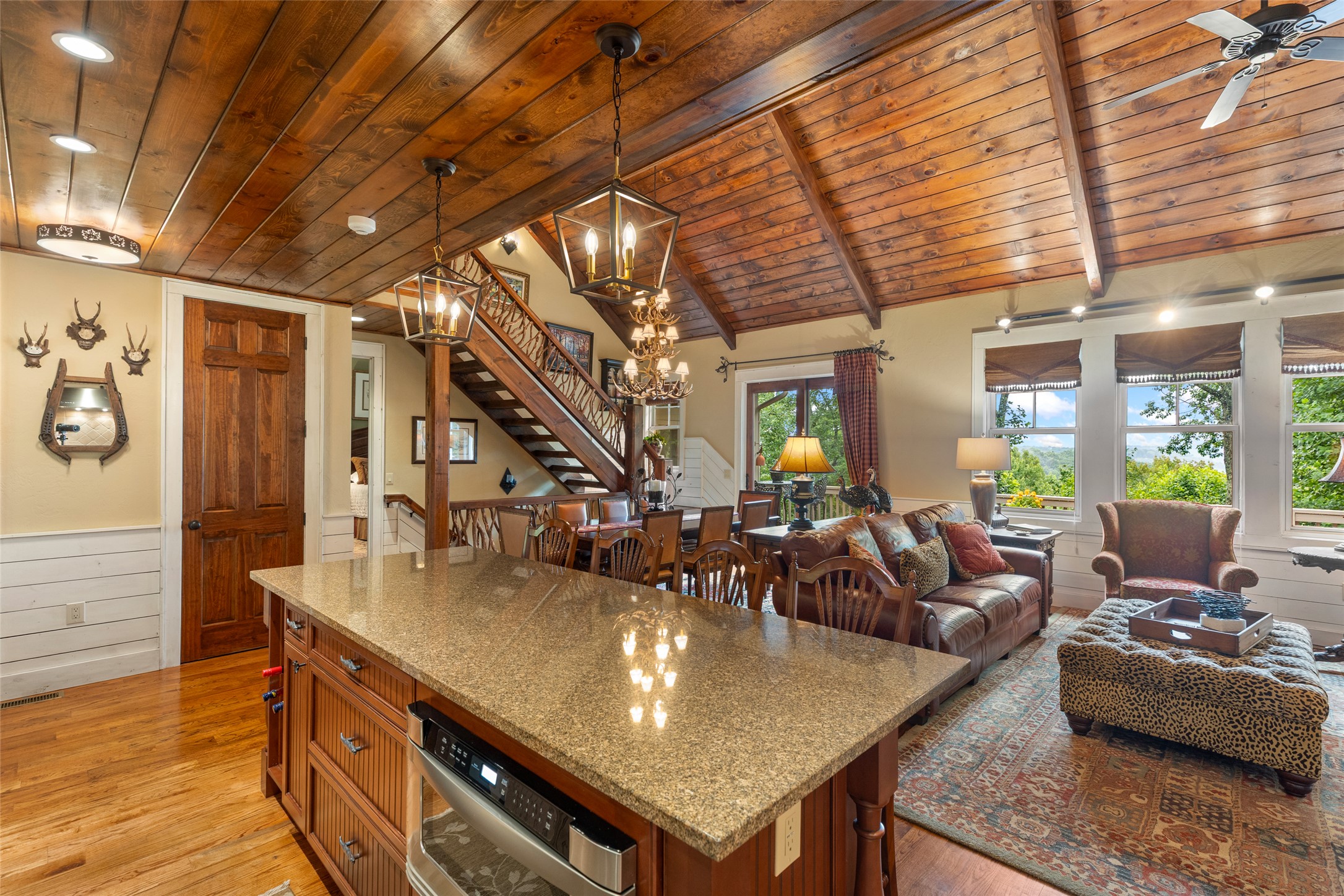 245 Woodland Ridge Drive