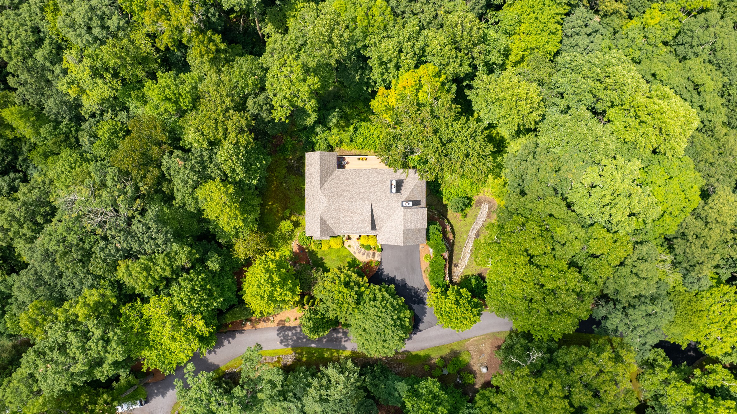 245 Woodland Ridge Drive