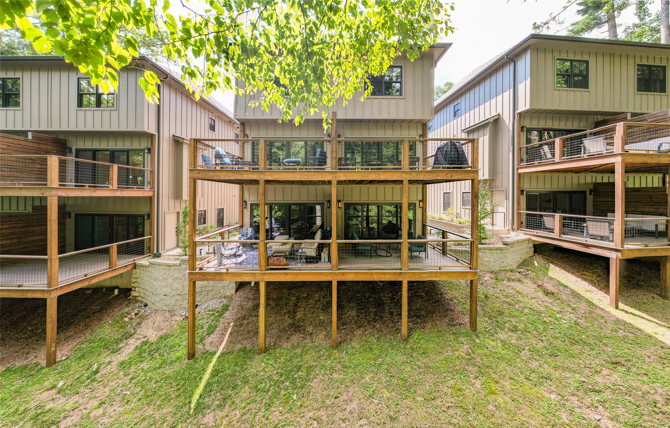 1081 A Hicks 3