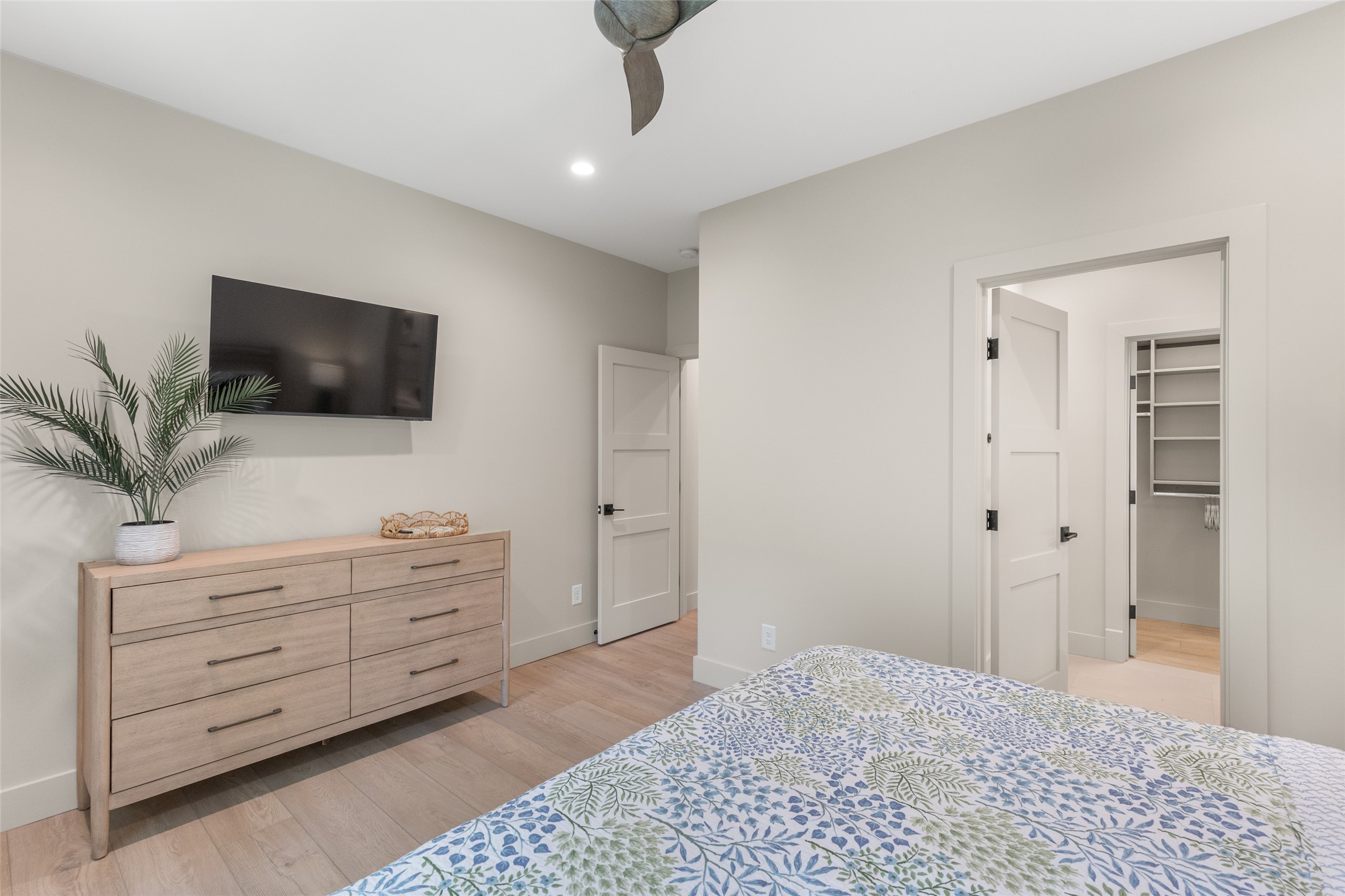1081 A Hicks 3