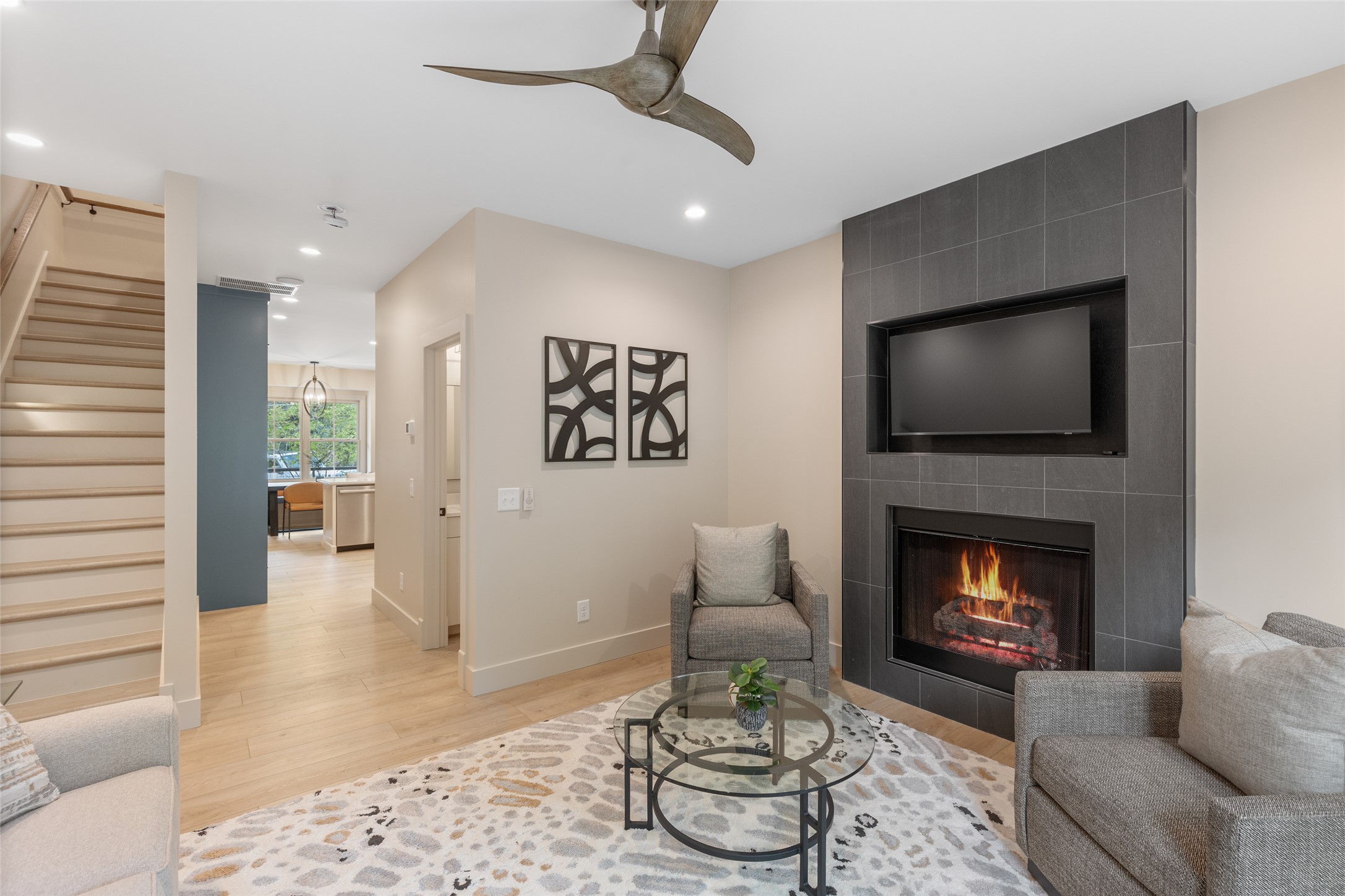 1081 A Hicks 3