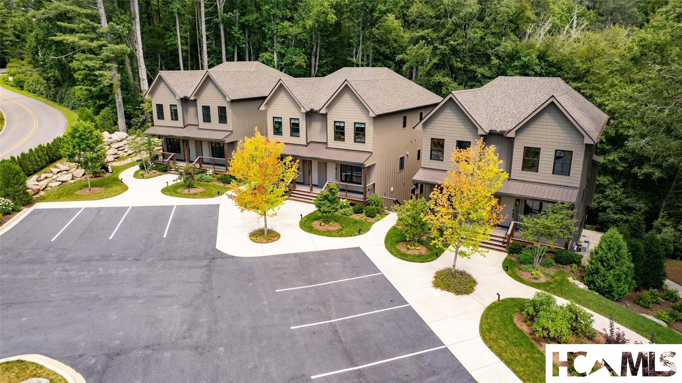 1085A Hicks Road 5
