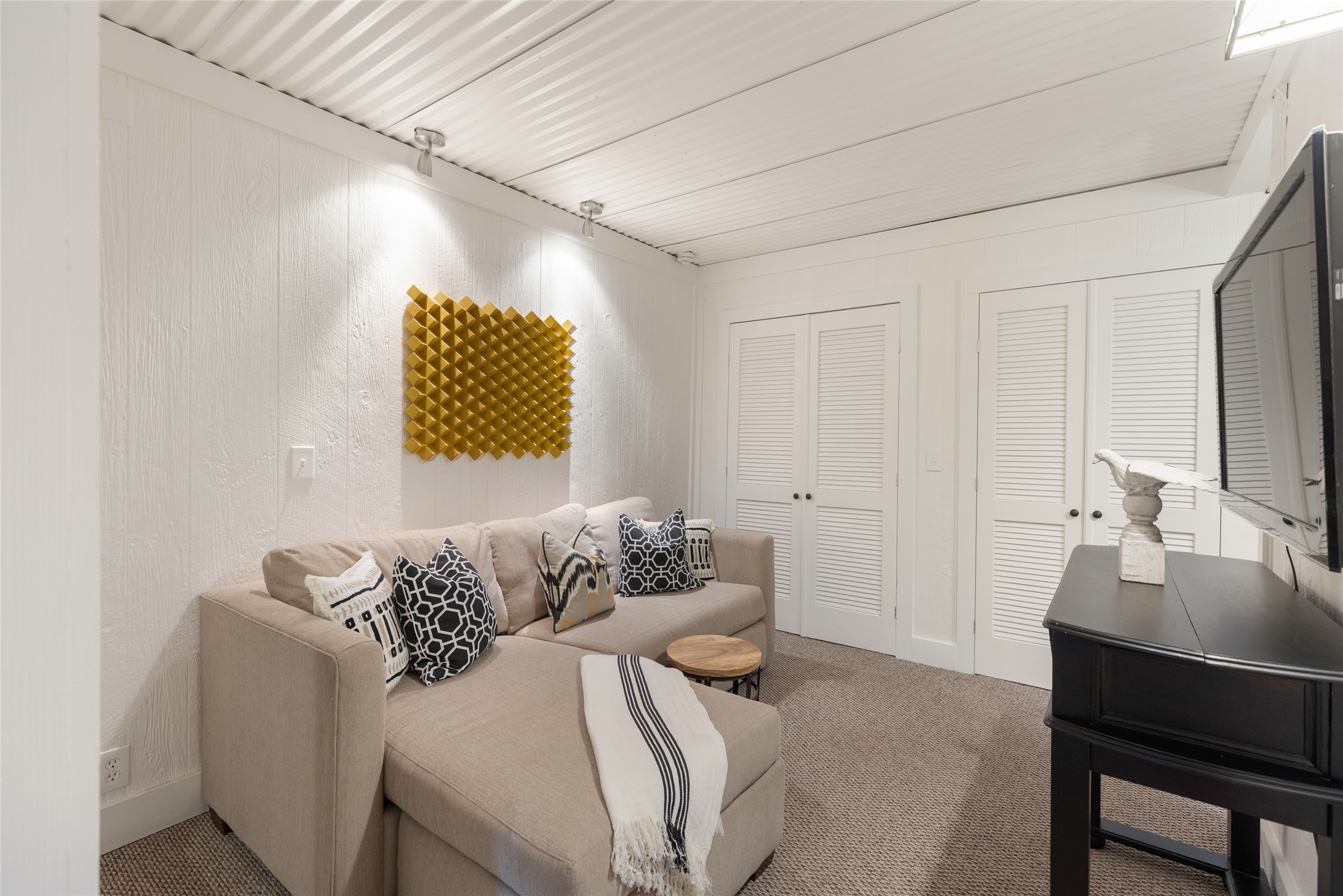 360 Foreman Road