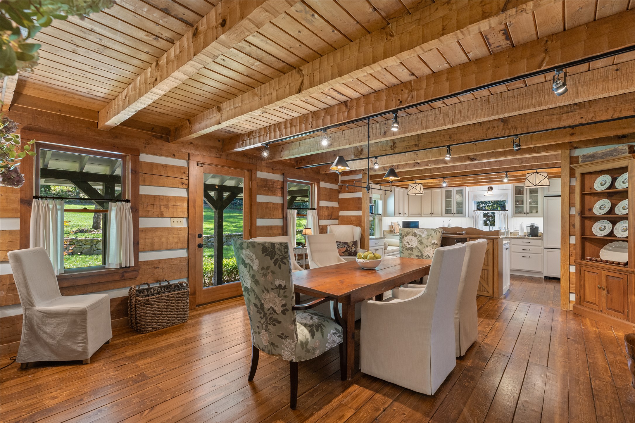 360 Foreman Road