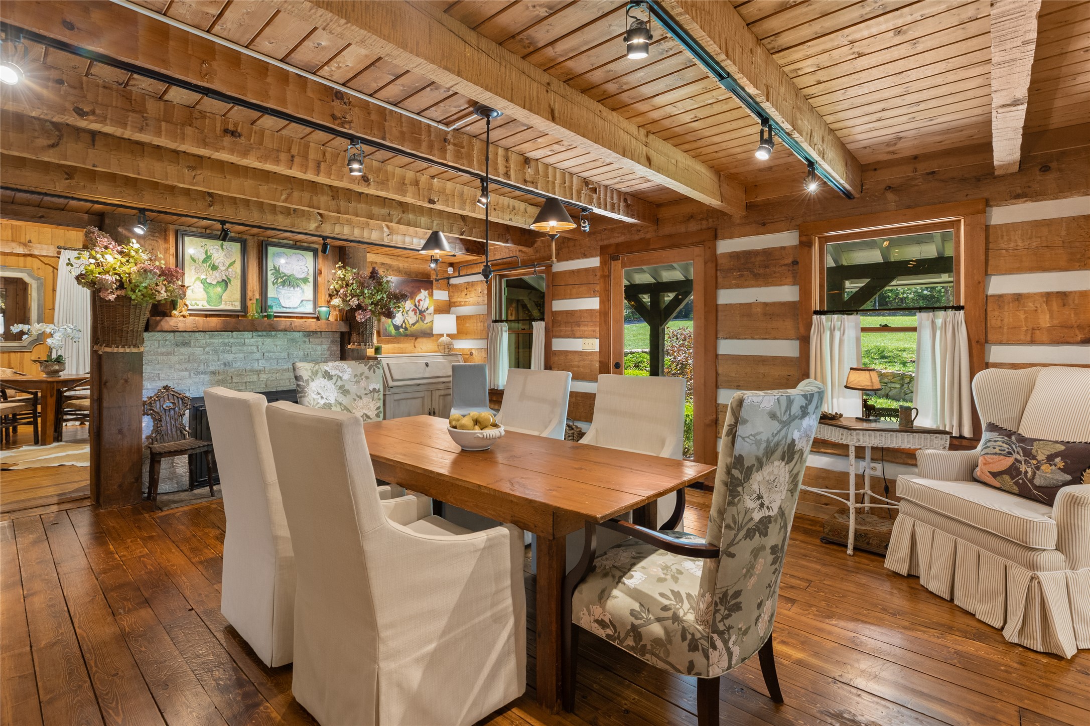 360 Foreman Road