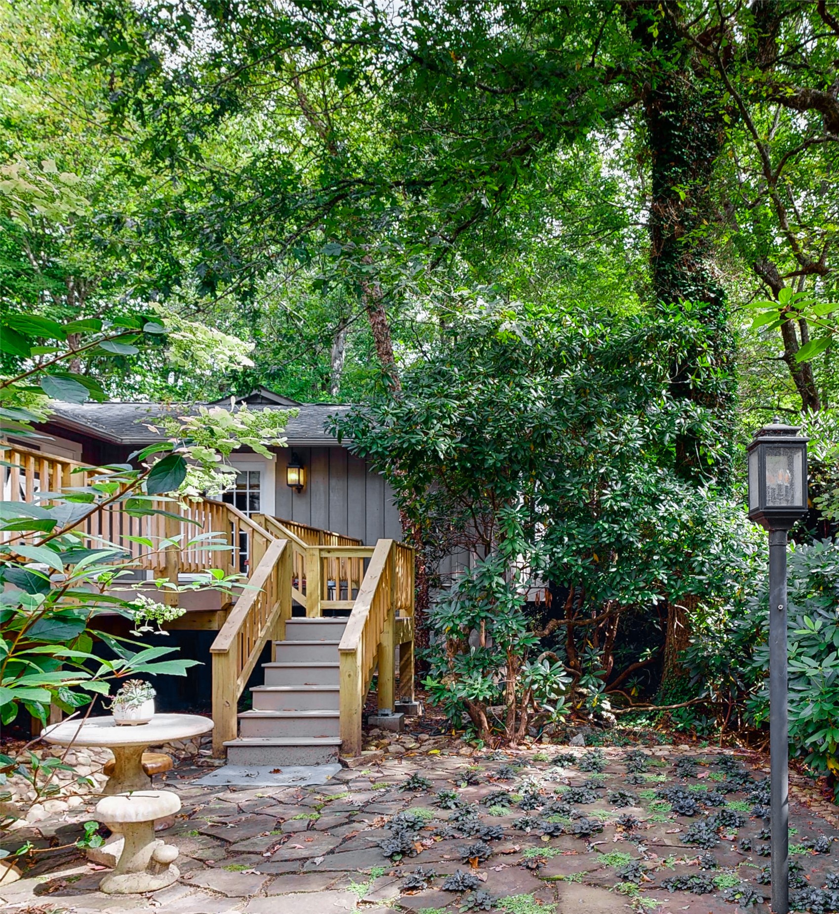 424 Split Rail Row