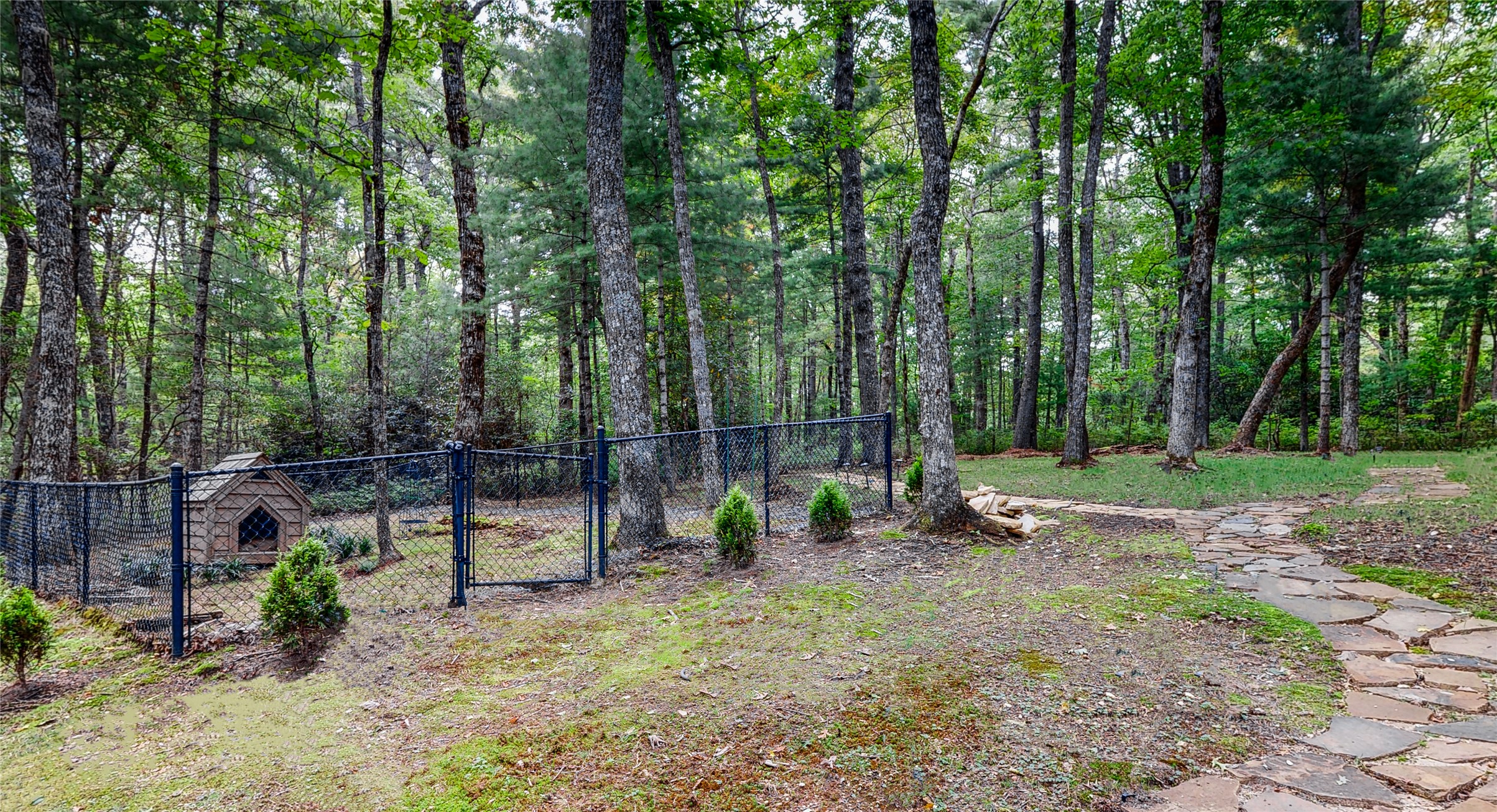 424 Split Rail Row