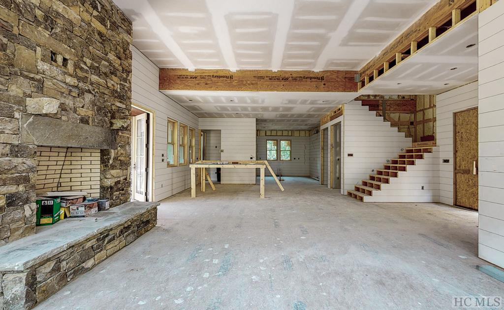 488 Farmhouse Trail