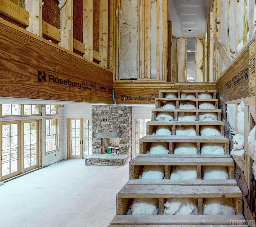 488 Farmhouse Trail