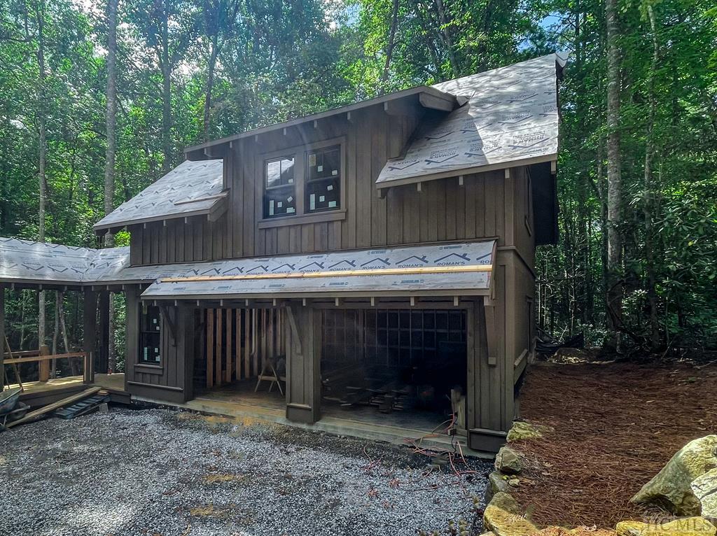 488 Farmhouse Trail
