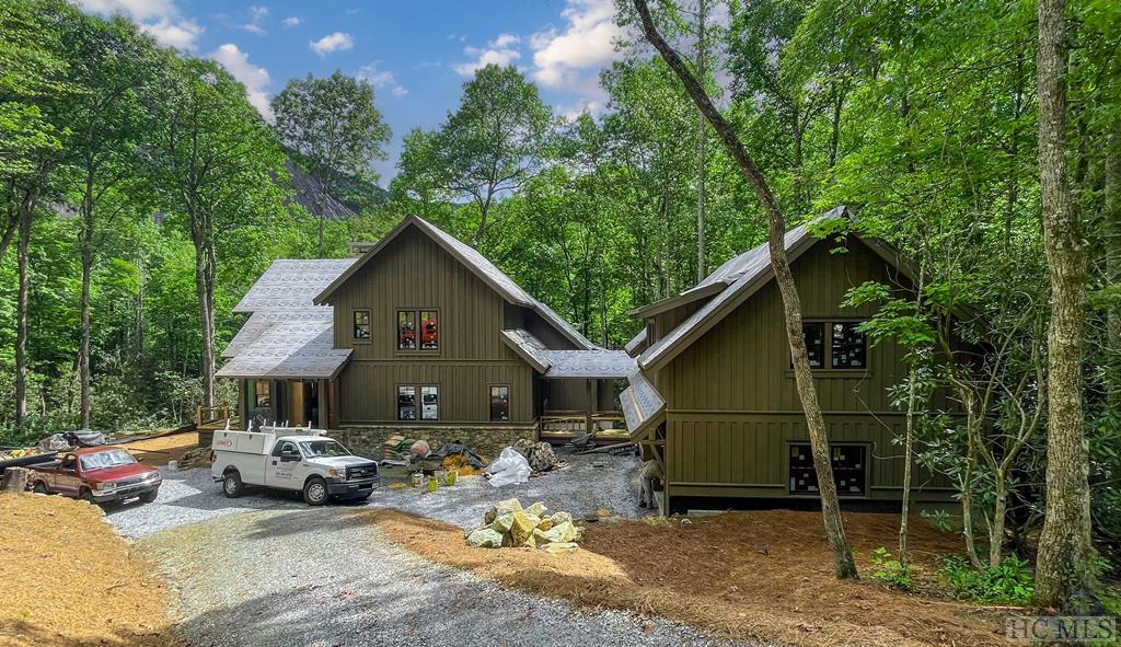 488 Farmhouse Trail