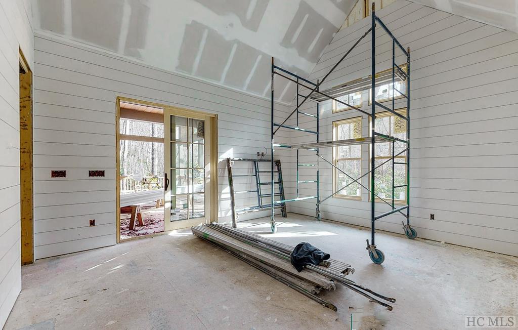 488 Farmhouse Trail
