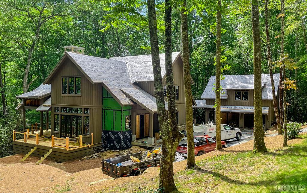 488 Farmhouse Trail