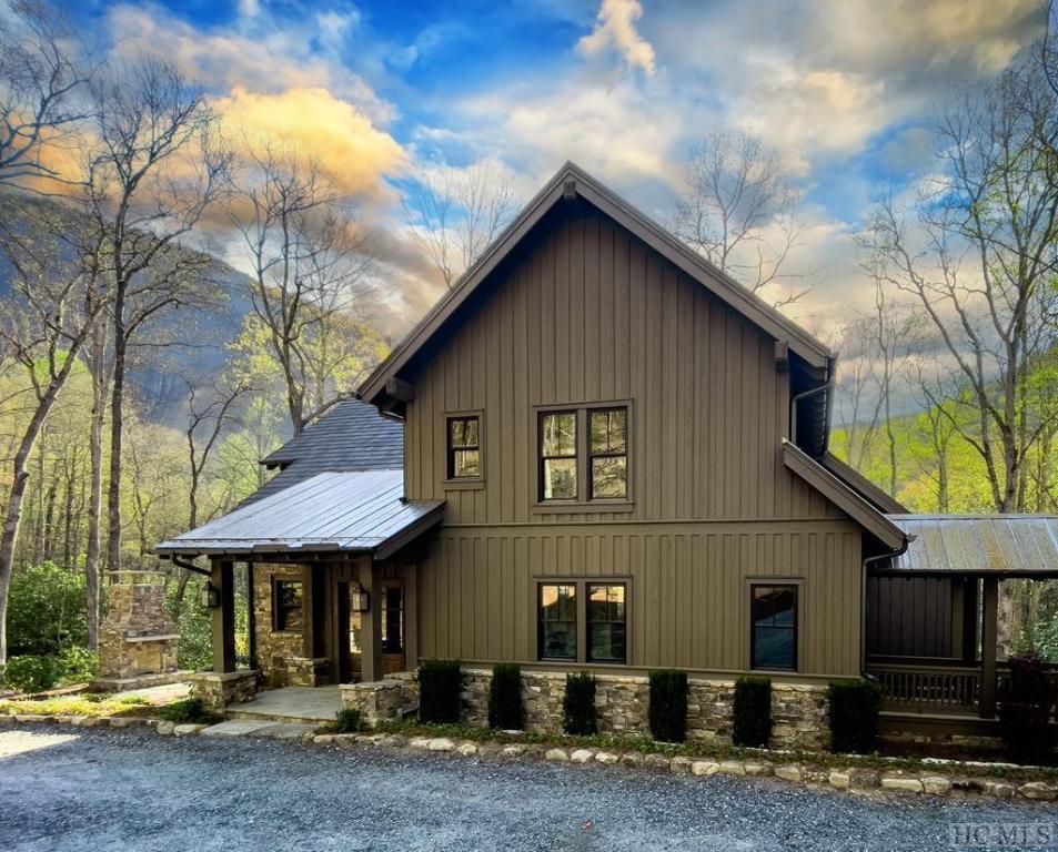 488 Farmhouse Trail