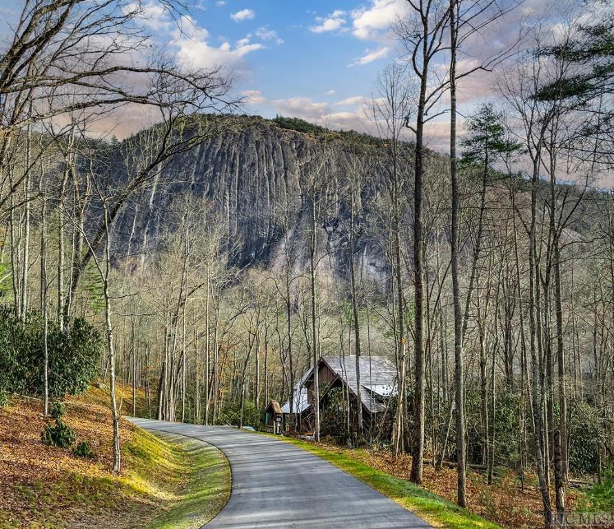 488 Farmhouse Trail