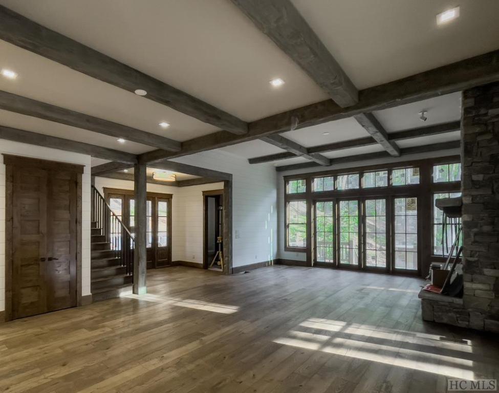 488 Farmhouse Trail