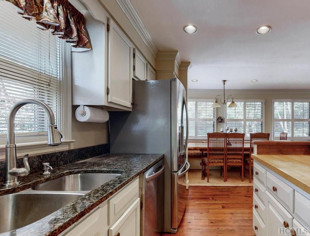 214 Fairway Condos 214