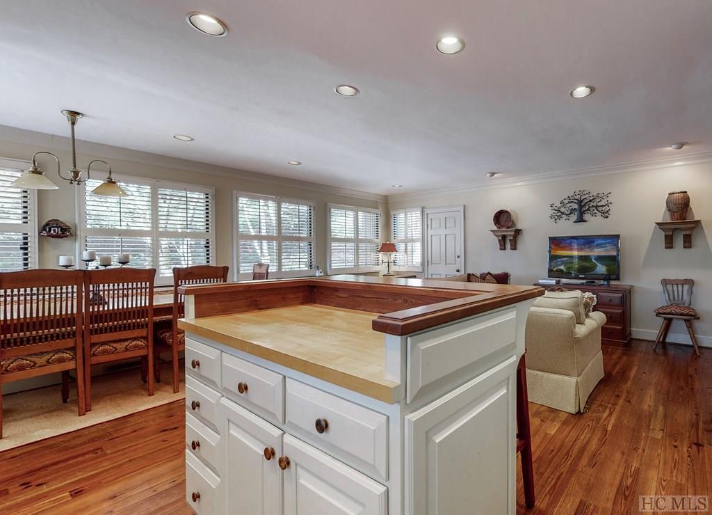 214 Fairway Condos 214