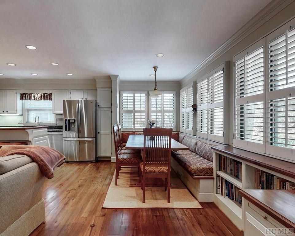 214 Fairway Condos 214