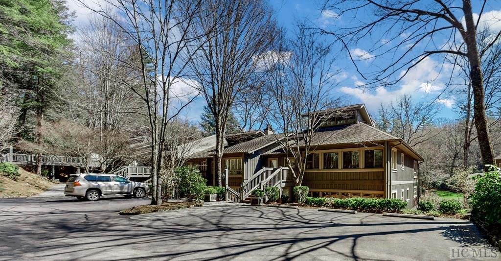 214 Fairway Condos 214