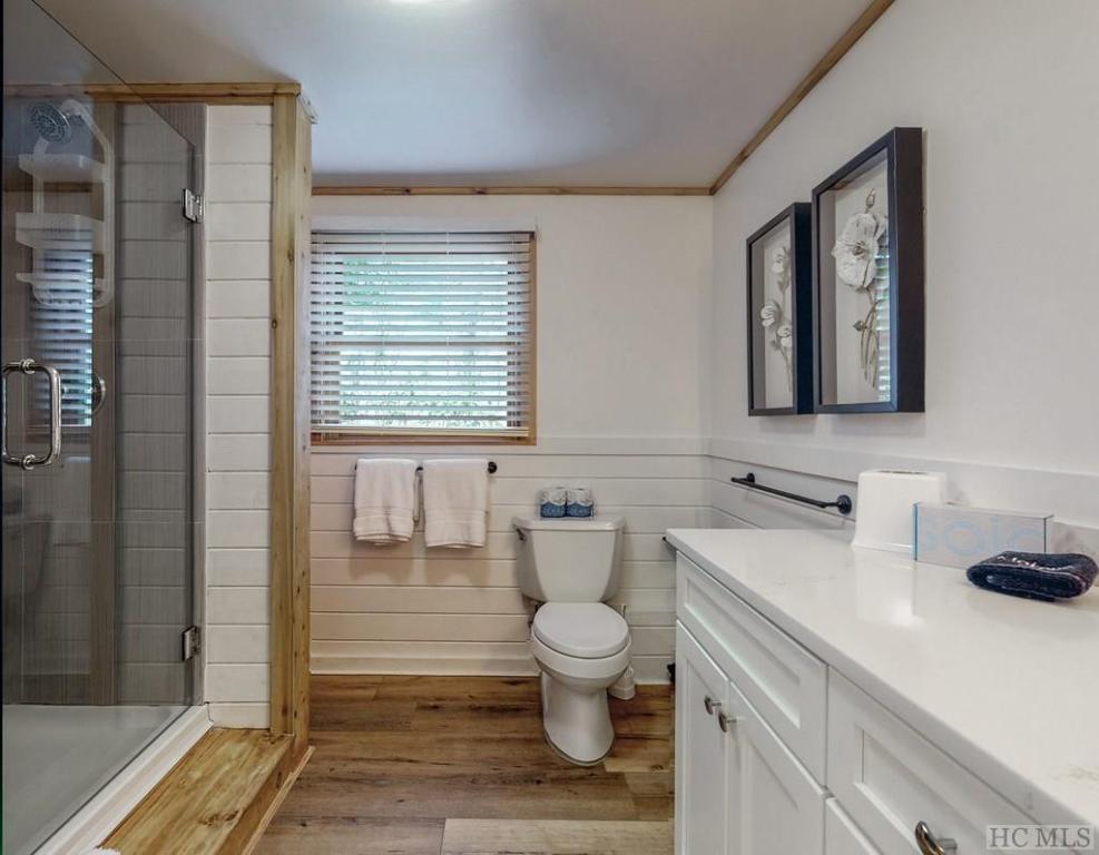 1500 Cullasaja Drive