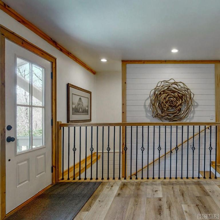 1500 Cullasaja Drive