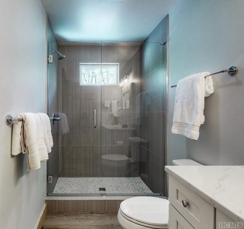 1500 Cullasaja Drive