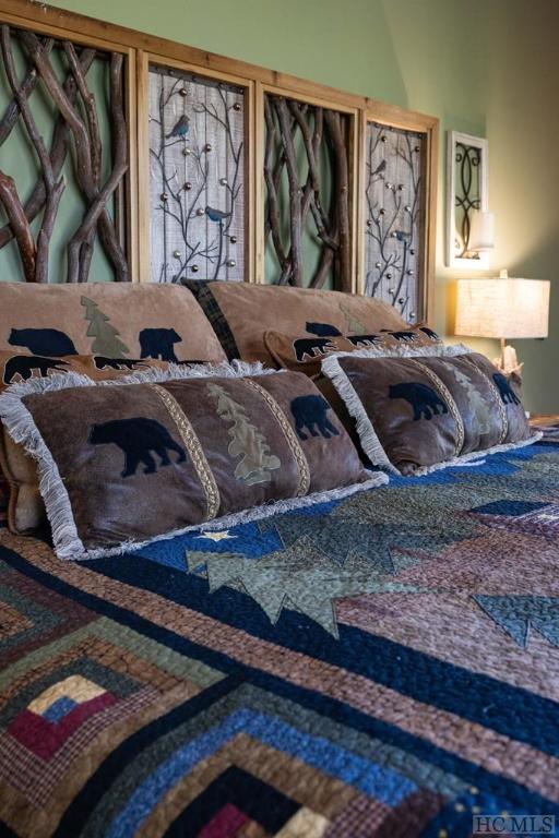 1913 Bald Rock Drive East