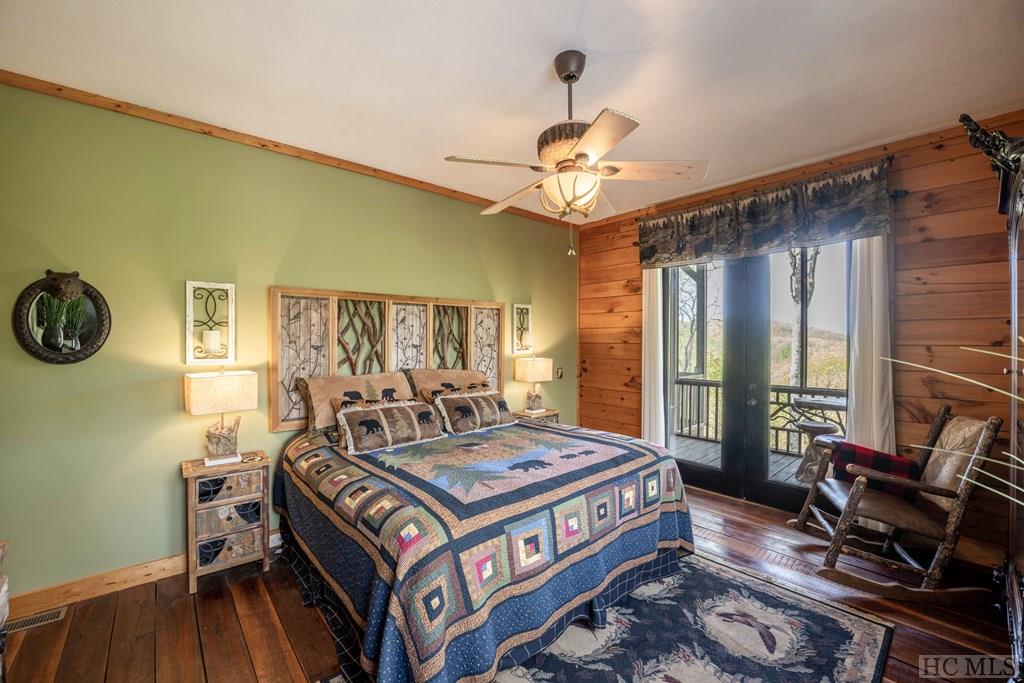 1913 Bald Rock Drive East