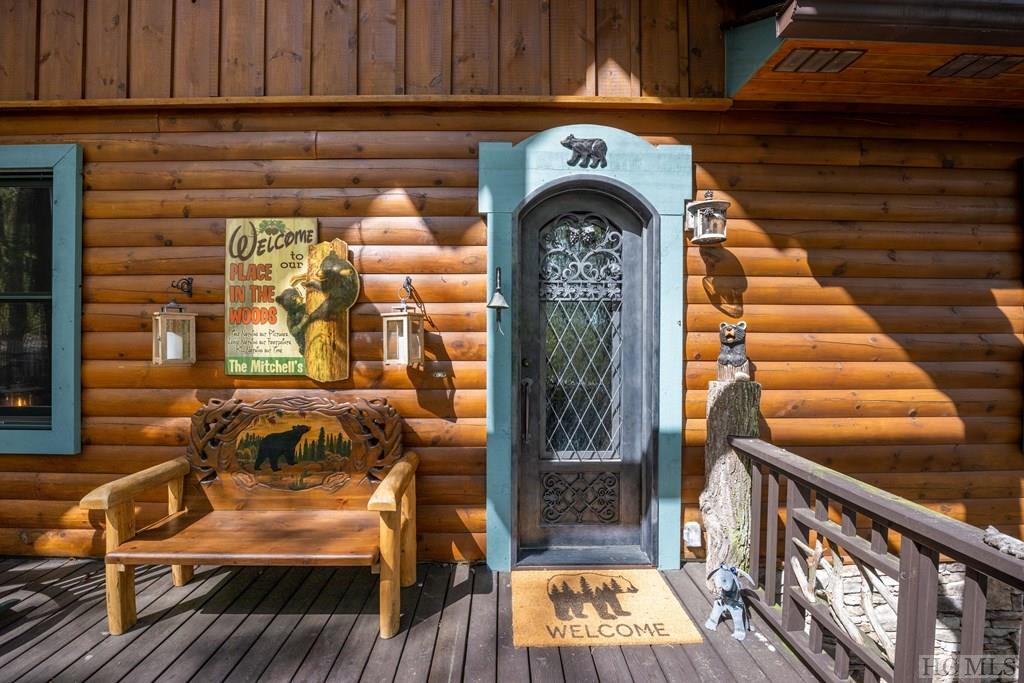 1913 Bald Rock Drive East