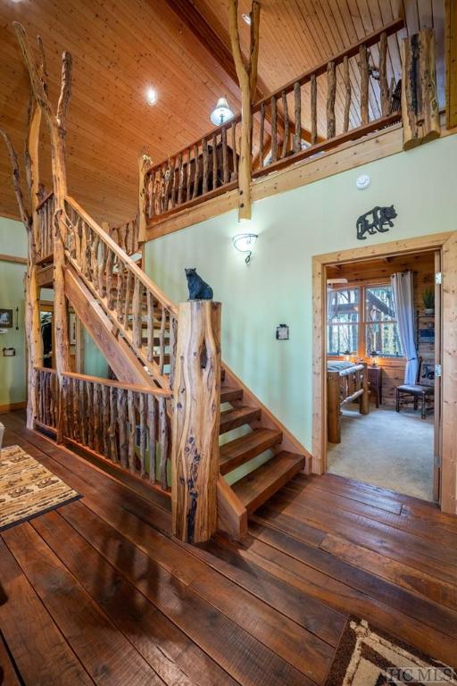 1913 Bald Rock Drive East